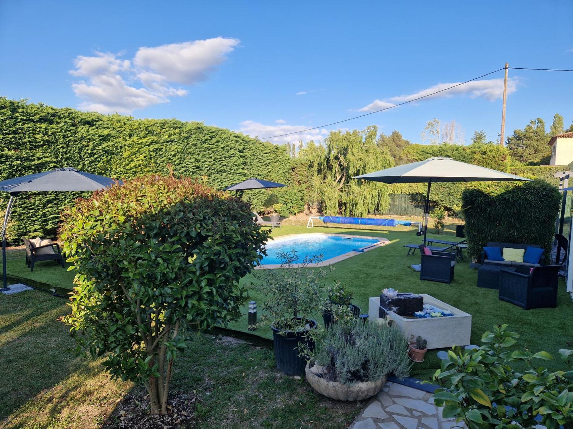 L'Etape Provencale Bed & Breakfast Cabries Exterior photo