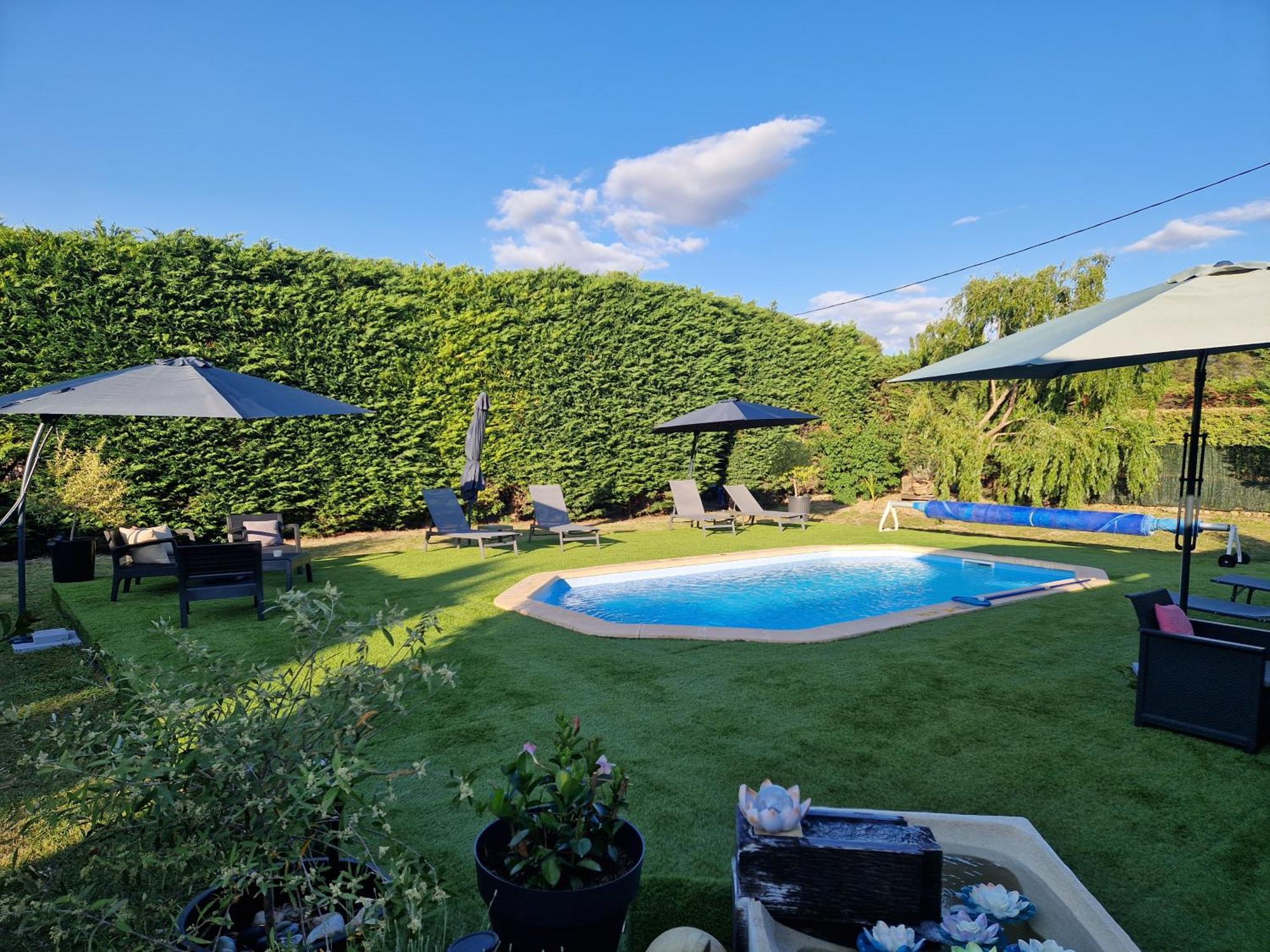 L'Etape Provencale Bed & Breakfast Cabries Exterior photo