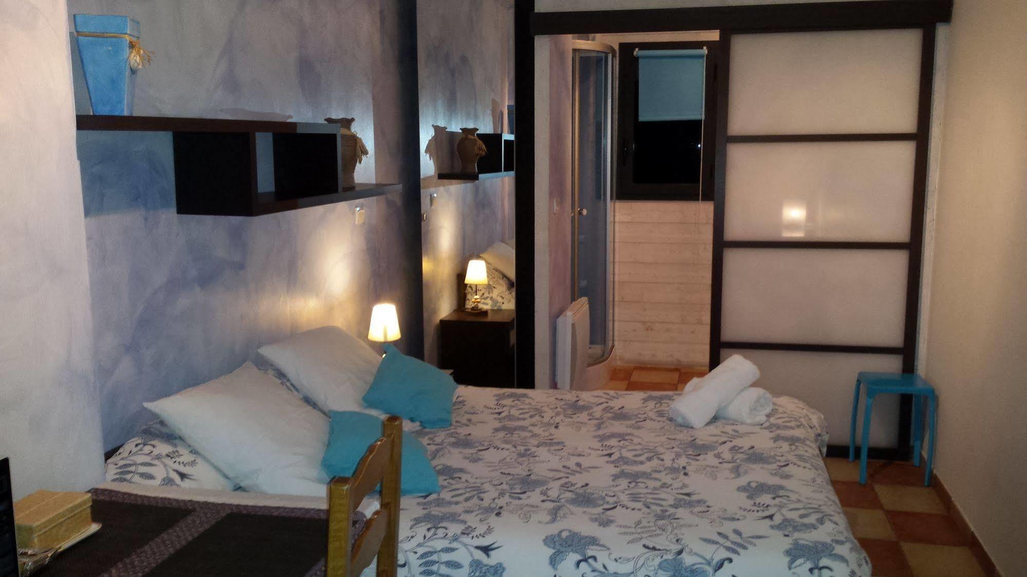 L'Etape Provencale Bed & Breakfast Cabries Exterior photo